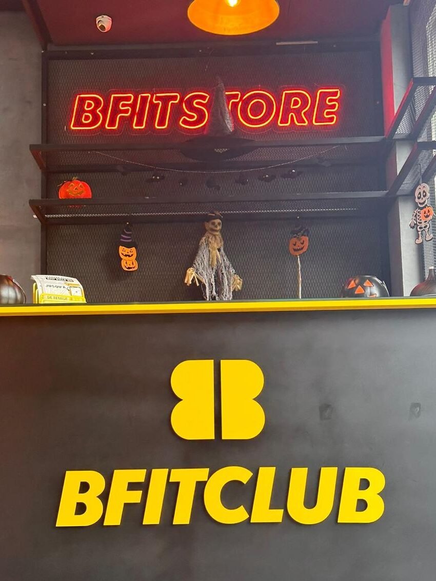 fabrication enseigne personnalisé neon design BFIT Club